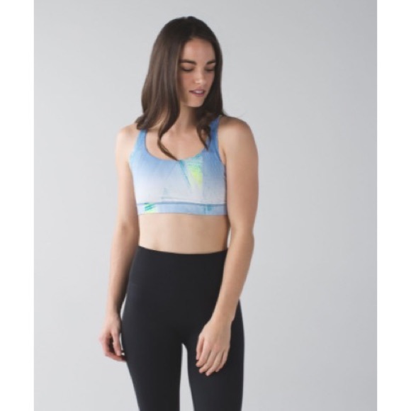 Lululemon Energy Bra - Wind Chill White Lullaby / Ray Size 10 - Picture 4 of 9